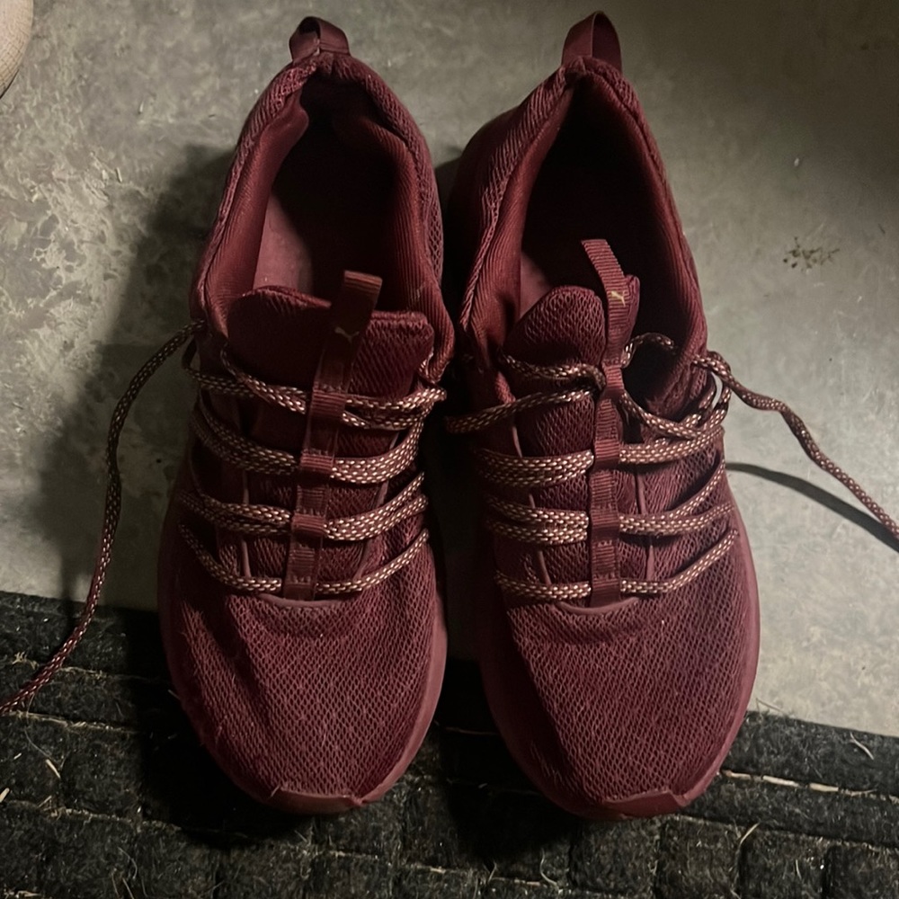 Puma mesh sneaker